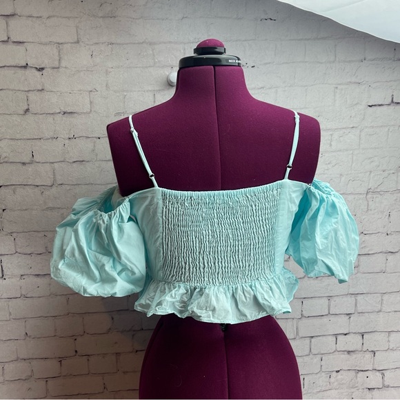 Light Blue Puff Sleeve Top - Picture 4 of 7